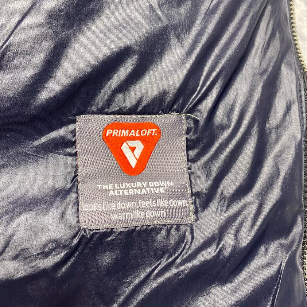 Gap Primaloft Down Alternative Puffer Hooded Vest… - image 6